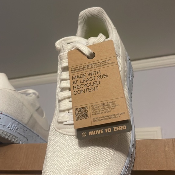 Sold on Mercari | Nike Air Force 1 Crater FlyKnit Women Size 9 - Picture 4 of 5